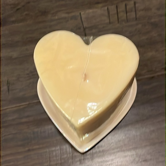 Things Remembered Ivory Heart Candle and Heart Tray and Heart Charm - Picture 5 of 11